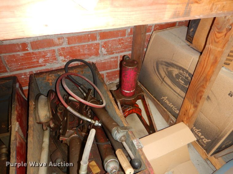 image for item FA9820 Tools