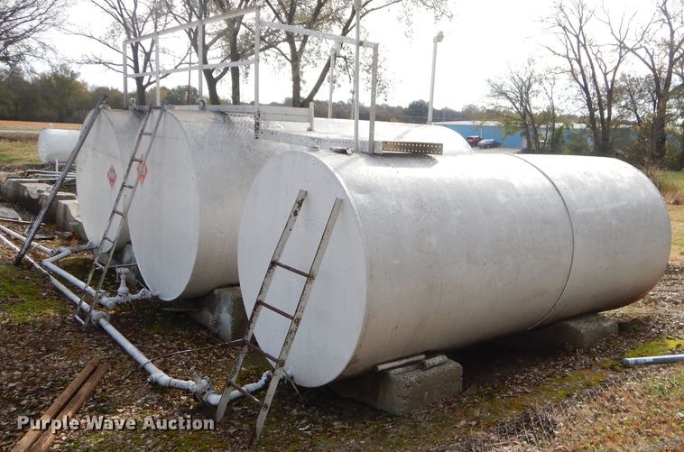 image for item FA9824 Fuel station