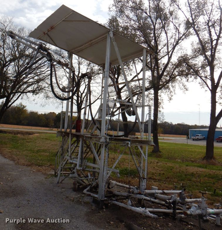 image for item FA9824 Fuel station