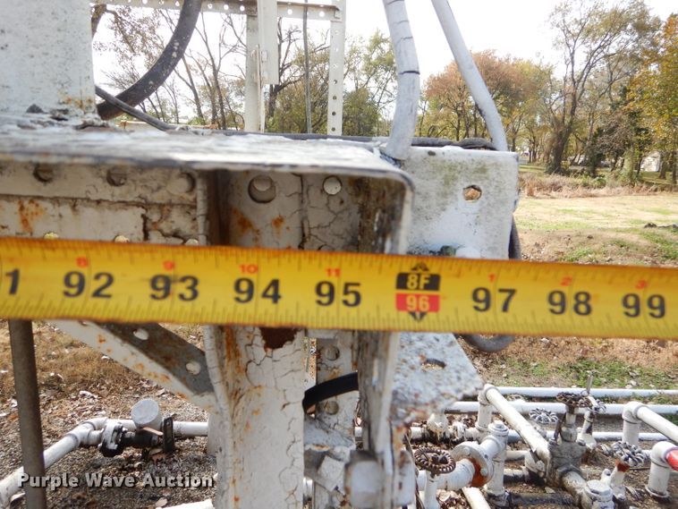 image for item FA9824 Fuel station