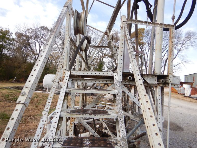 image for item FA9824 Fuel station