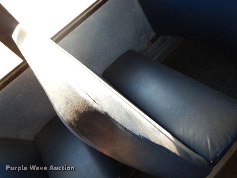 image for item FA9825 2008 Freightliner Thomas school bus