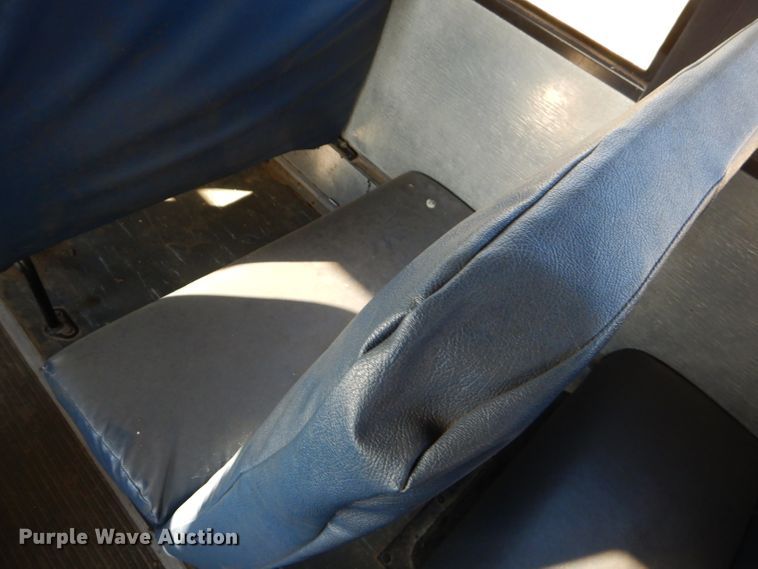 image for item FA9825 2008 Freightliner Thomas school bus