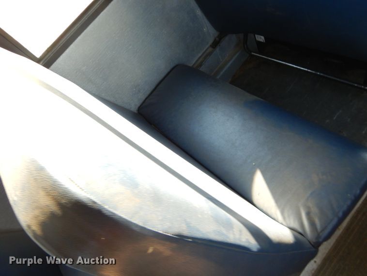 image for item FA9825 2008 Freightliner Thomas school bus