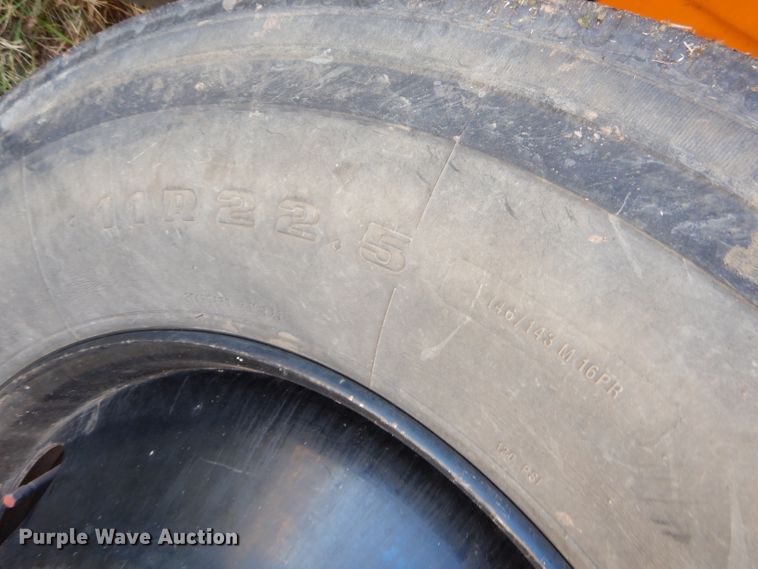 image for item FA9825 2008 Freightliner Thomas school bus