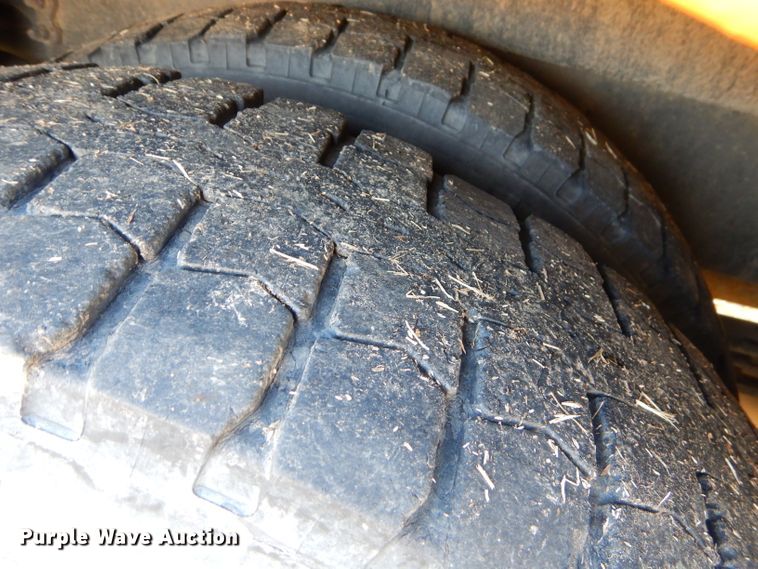 image for item FA9825 2008 Freightliner Thomas school bus