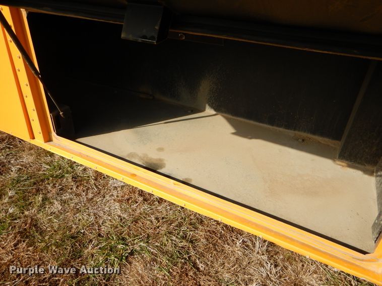 image for item FA9825 2008 Freightliner Thomas school bus