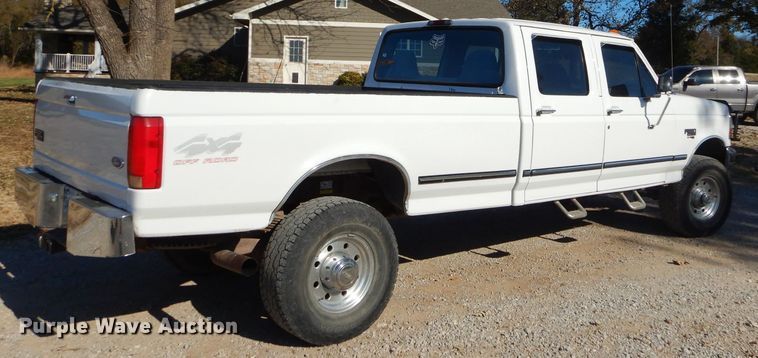 image for item FA9826 1997 Ford F350 XLT Crew Cab pickup truck