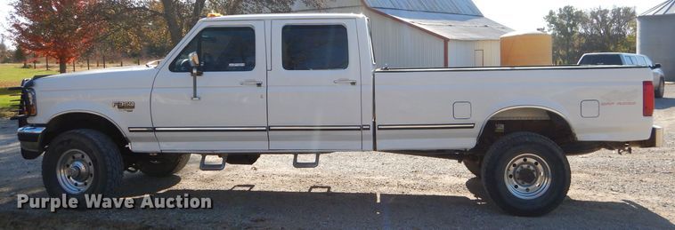image for item FA9826 1997 Ford F350 XLT Crew Cab pickup truck