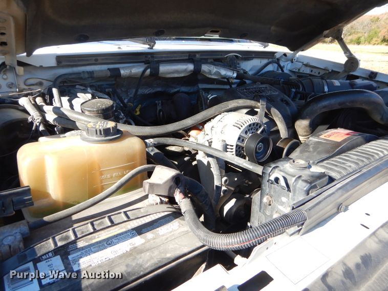 image for item FA9826 1997 Ford F350 XLT Crew Cab pickup truck