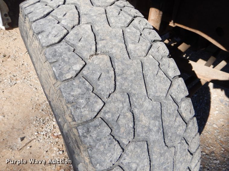 image for item FA9826 1997 Ford F350 XLT Crew Cab pickup truck