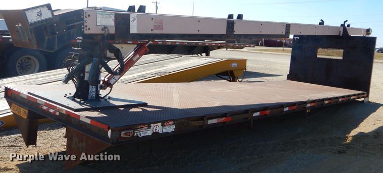 image for item FA9831 Steel flatbed with conveyor