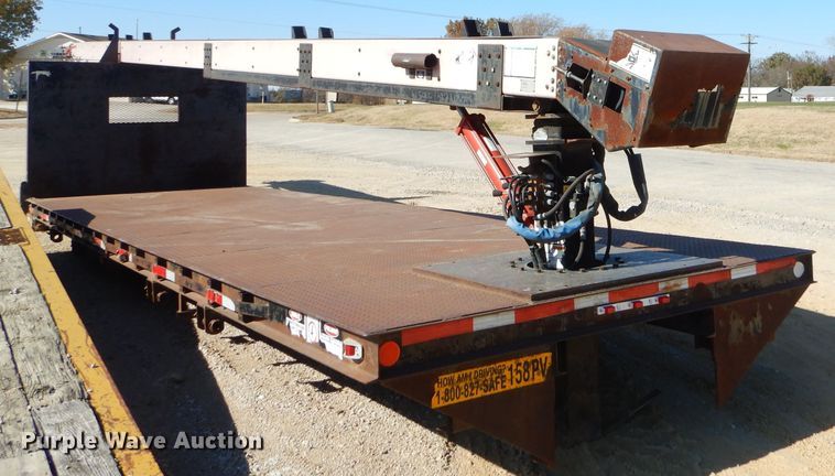 image for item FA9831 Steel flatbed with conveyor