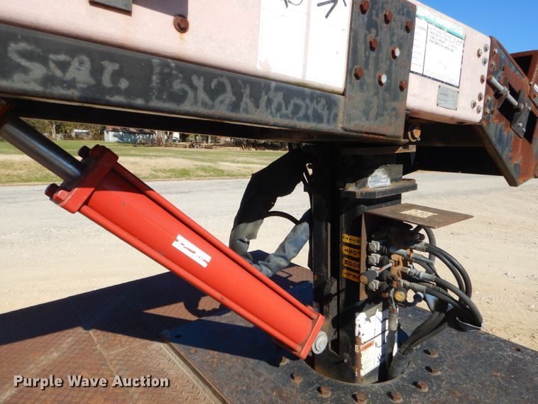 image for item FA9831 Steel flatbed with conveyor