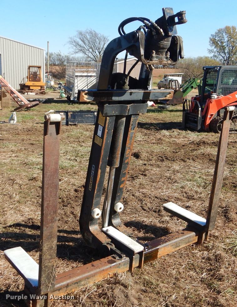 image for item FA9834 2000 Kinshofer 461-6000 pallet fork attachment