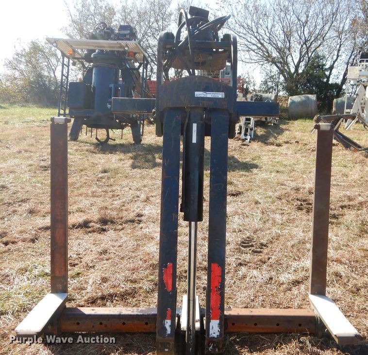 image for item FA9834 2000 Kinshofer 461-6000 pallet fork attachment