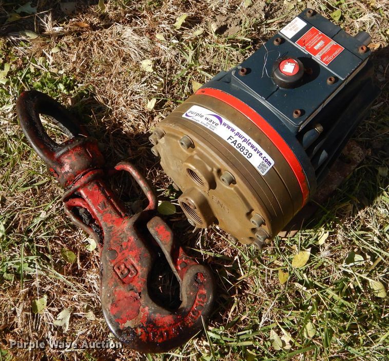 image for item FA9839 Oilfield supplies