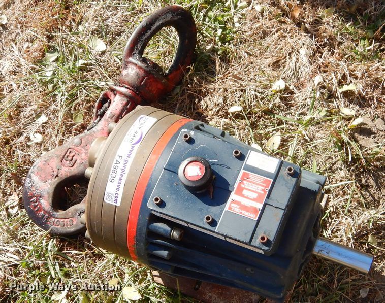 image for item FA9839 Oilfield supplies