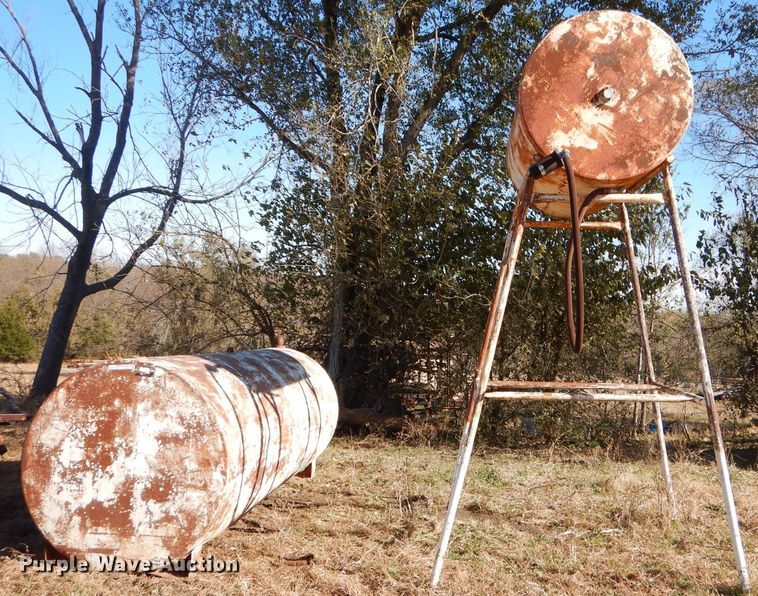 image for item FA9842 (2) steel fuel tanks