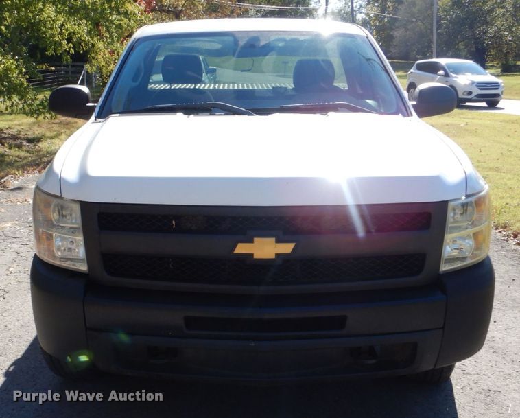 image for item FF9000 2011 Chevrolet Silverado 1500 pickup truck