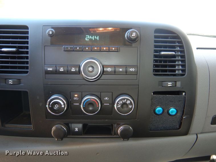 image for item FF9000 2011 Chevrolet Silverado 1500 pickup truck