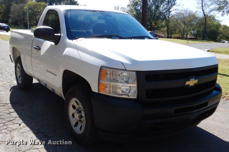image for item FF9001 2011 Chevrolet Silverado 1500 pickup truck
