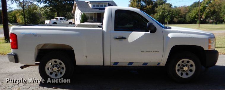 image for item FF9001 2011 Chevrolet Silverado 1500 pickup truck
