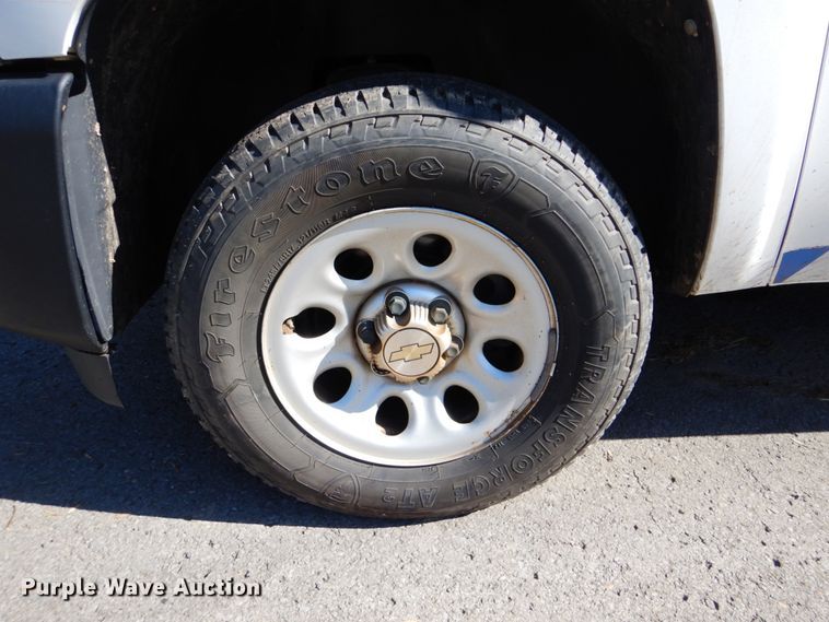 image for item FF9001 2011 Chevrolet Silverado 1500 pickup truck