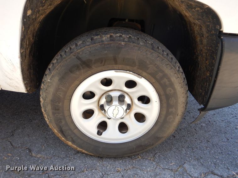 image for item FF9001 2011 Chevrolet Silverado 1500 pickup truck