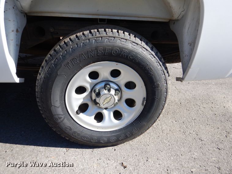 image for item FF9001 2011 Chevrolet Silverado 1500 pickup truck