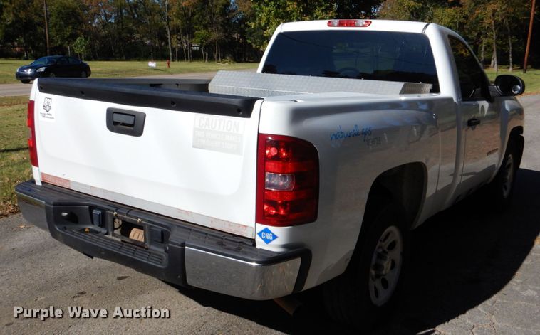 image for item FF9002 2011 Chevrolet Silverado 1500 pickup truck