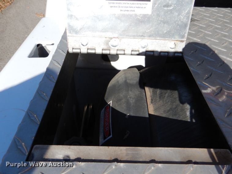 image for item FF9002 2011 Chevrolet Silverado 1500 pickup truck