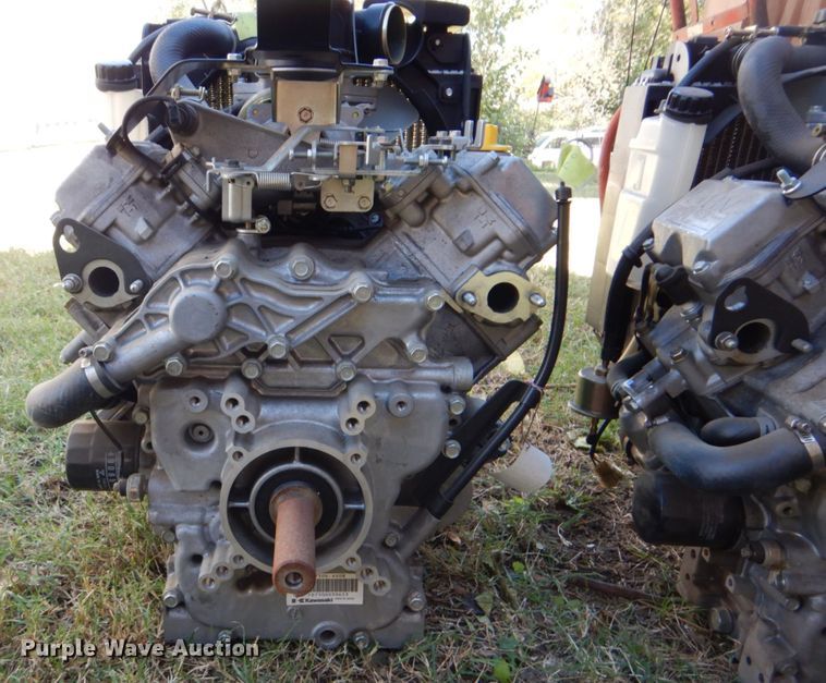 image for item FF9010 (2) Kawasaki FD750D 745cc gas engines