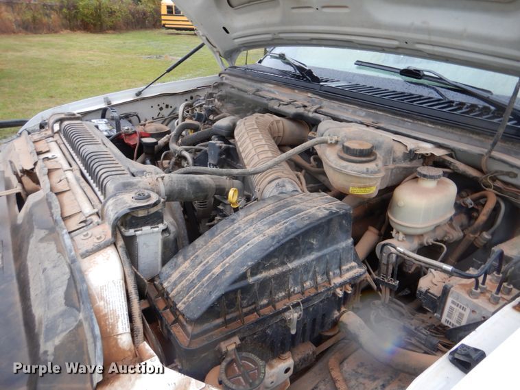 image for item FF9041 2007 Ford F450 Super Duty Crew Cab truck cab and chassis