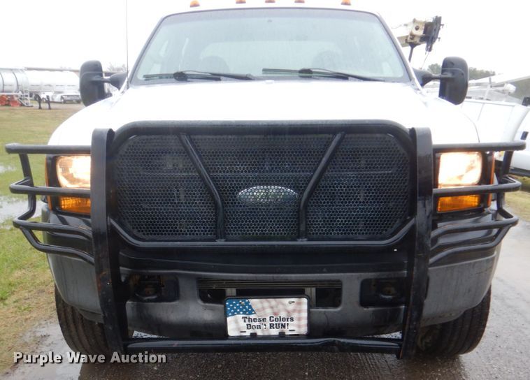 image for item FF9041 2007 Ford F450 Super Duty Crew Cab truck cab and chassis