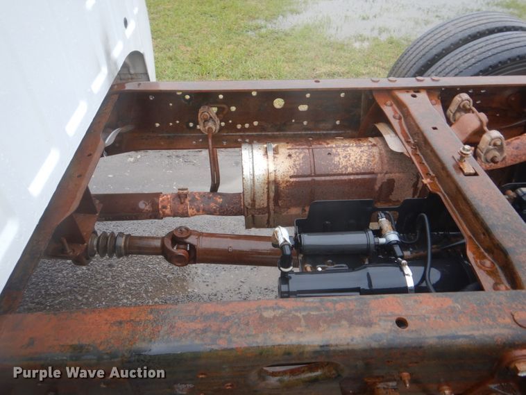 image for item FF9041 2007 Ford F450 Super Duty Crew Cab truck cab and chassis