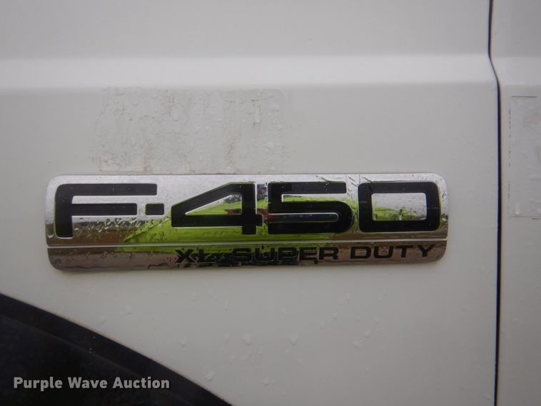 image for item FF9041 2007 Ford F450 Super Duty Crew Cab truck cab and chassis