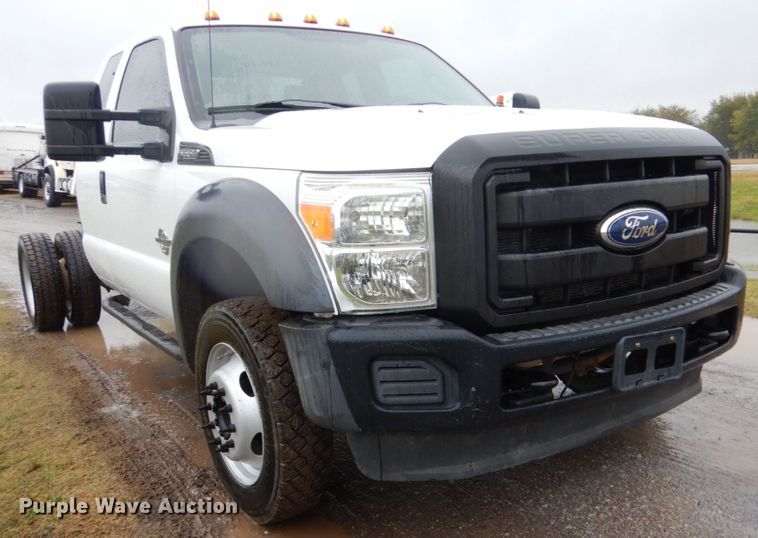 image for item FF9043 2012 Ford F550 SuperCab truck cab and chassis