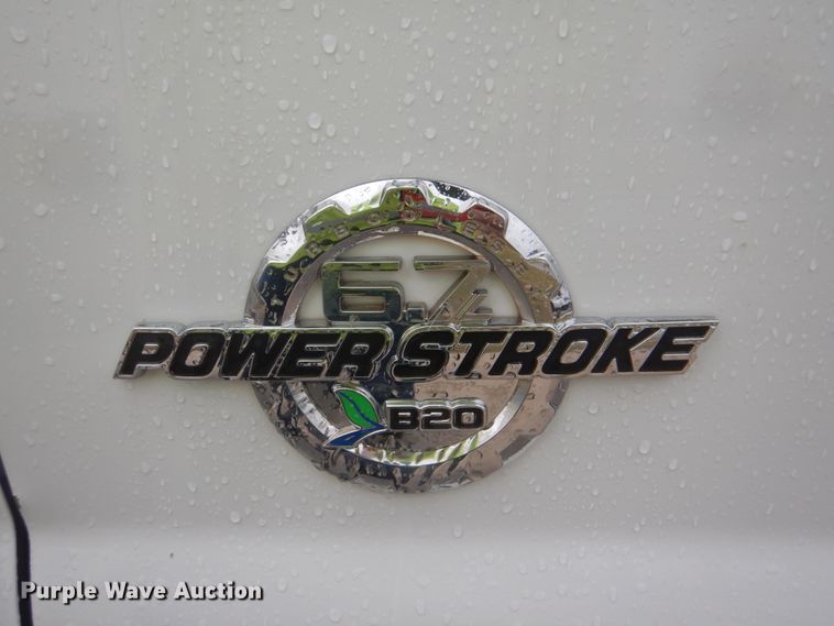 image for item FF9043 2012 Ford F550 SuperCab truck cab and chassis