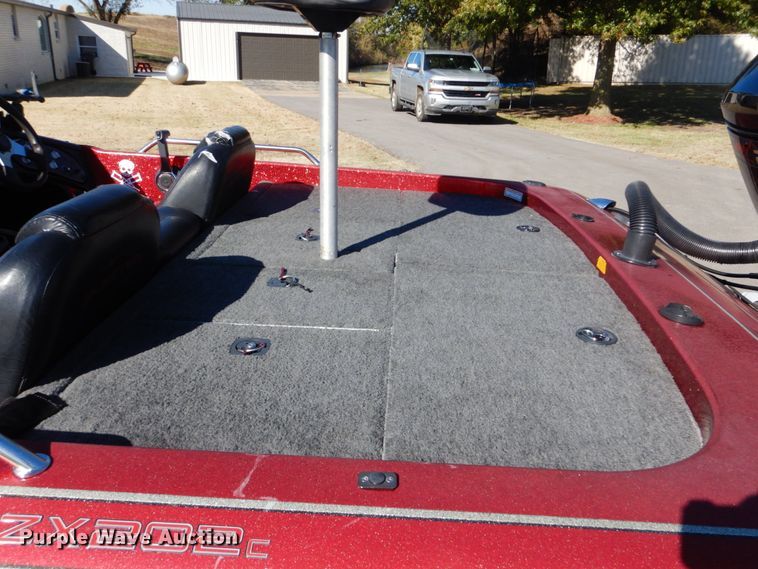 image for item FF9065 1998 Skeeter ZX202C boat