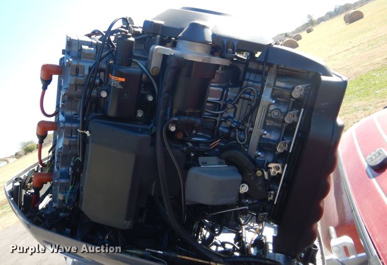 image for item FF9065 1998 Skeeter ZX202C boat