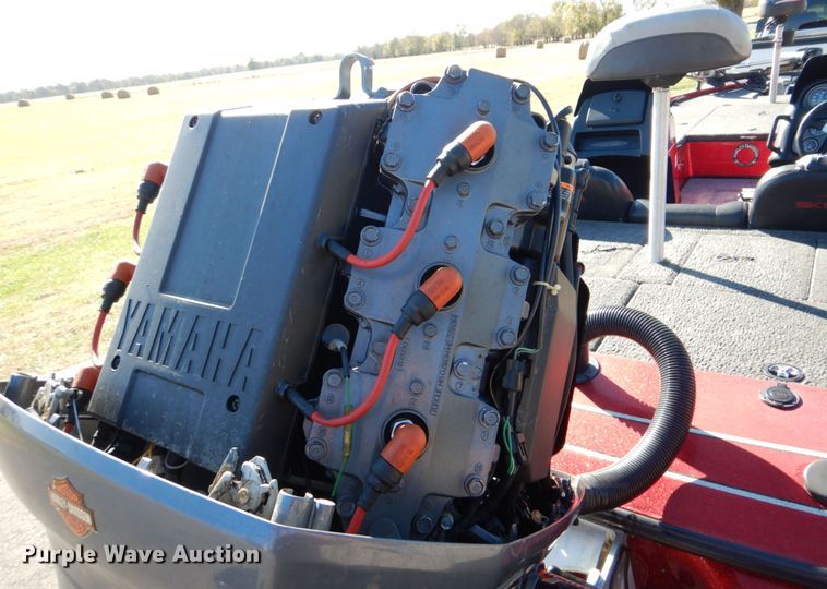 image for item FF9065 1998 Skeeter ZX202C boat