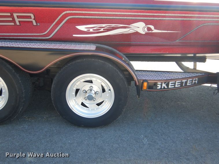 image for item FF9065 1998 Skeeter ZX202C boat