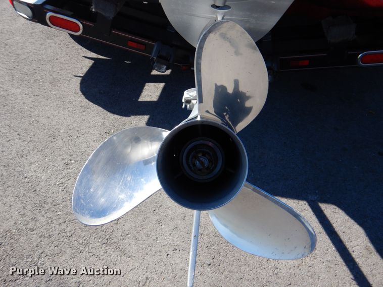 image for item FF9065 1998 Skeeter ZX202C boat