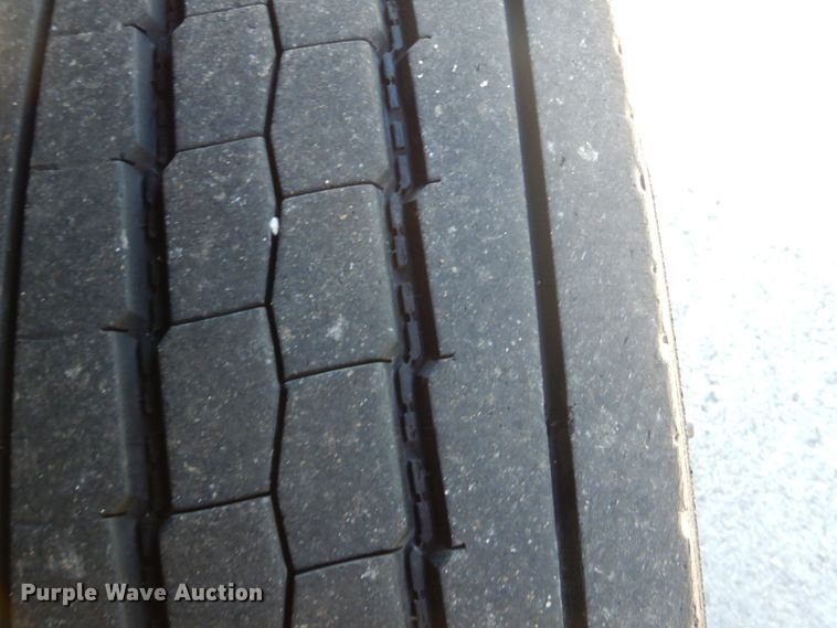 image for item FF9066 2012 Ford F550 Super Duty bucket truck