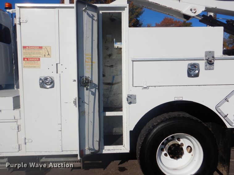 image for item FF9087 2012 Freightliner Business Class M2 utility bed truck with crane