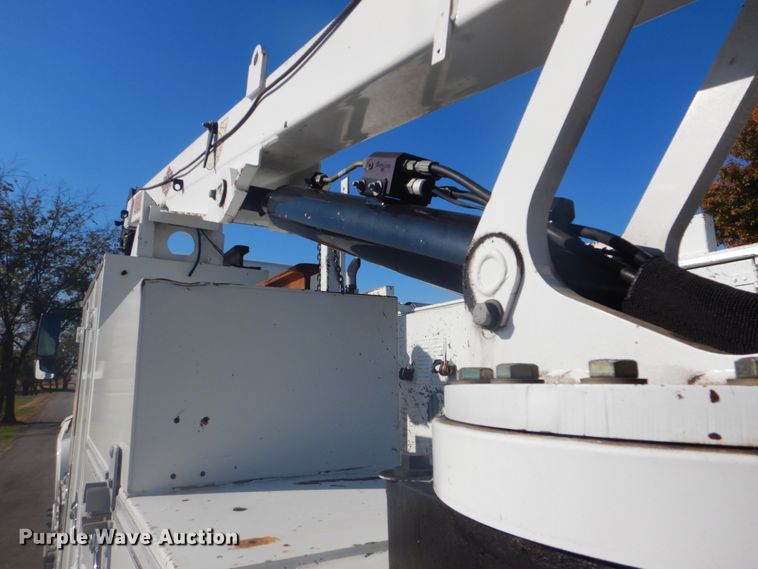 image for item FF9087 2012 Freightliner Business Class M2 utility bed truck with crane