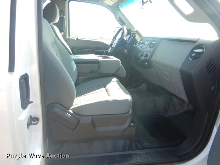 image for item FF9089 2014 Ford F350 Super Duty SuperCab utility bed pickup truck with crane