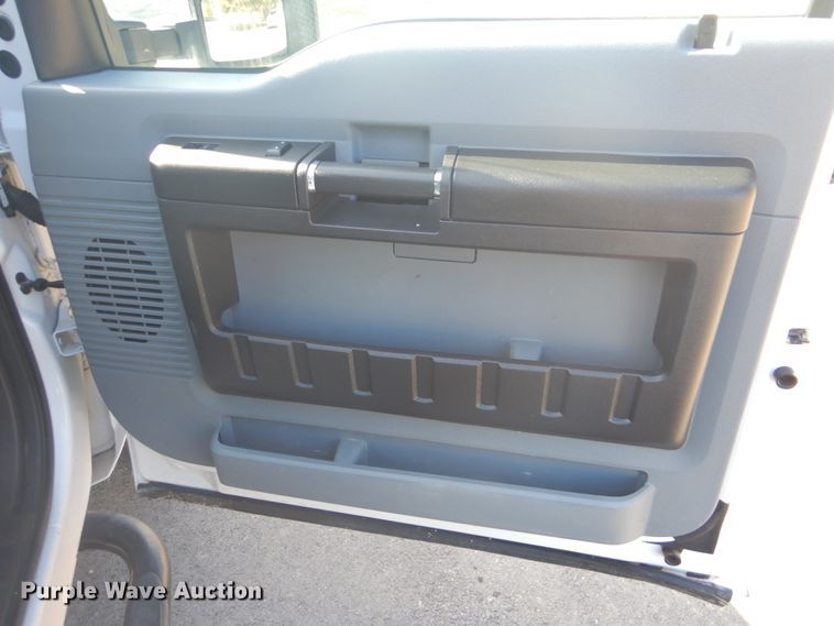 image for item FF9089 2014 Ford F350 Super Duty SuperCab utility bed pickup truck with crane