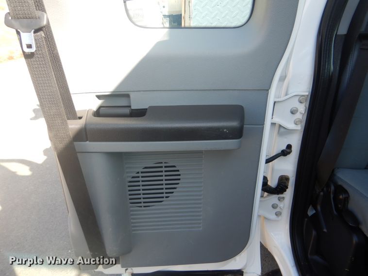 image for item FF9089 2014 Ford F350 Super Duty SuperCab utility bed pickup truck with crane